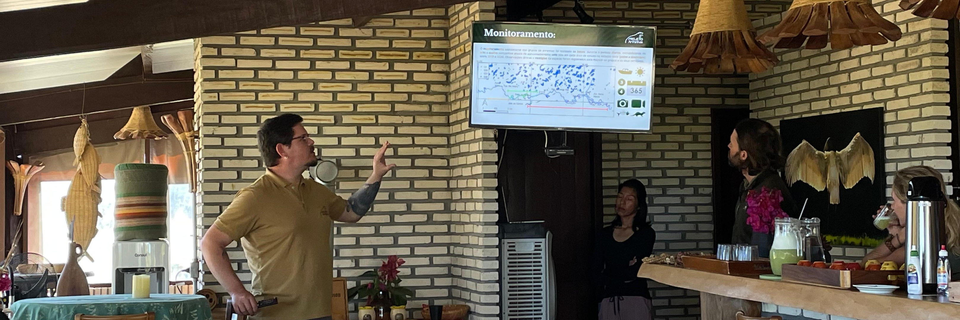 Ampliando diálogos com a sociedade